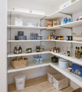 「web内覧会」キッチンのパントリー